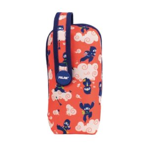 Milan Ninjutsu Pack de 4 Estuches portatodo con Contenido de Serie - Contenido: Goma de Borrar, 2 Sacapuntas, 1 Lapiz de Grafito HB, 3 Boligrafos (Verde, Negro y Rojo), 1 Regla de 15 cm, 12 Lapices de Colores Ergo y 12 Rotuladores